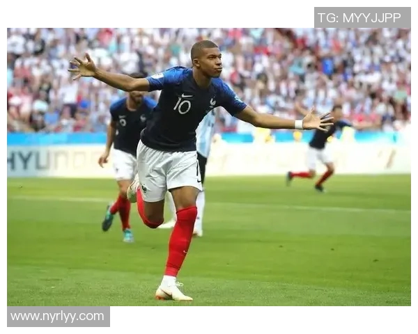 姆巴佩身高曝光！足球天才的身高原来不止178cm？